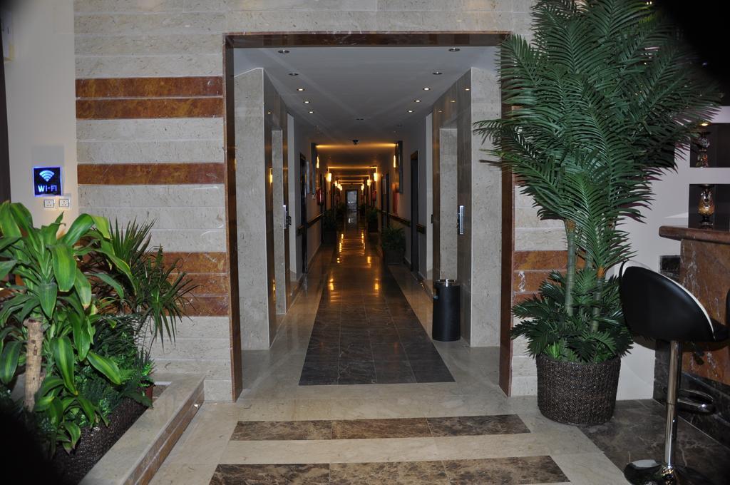 Al Bustan Crown Hotel 2 Arar Dış mekan fotoğraf