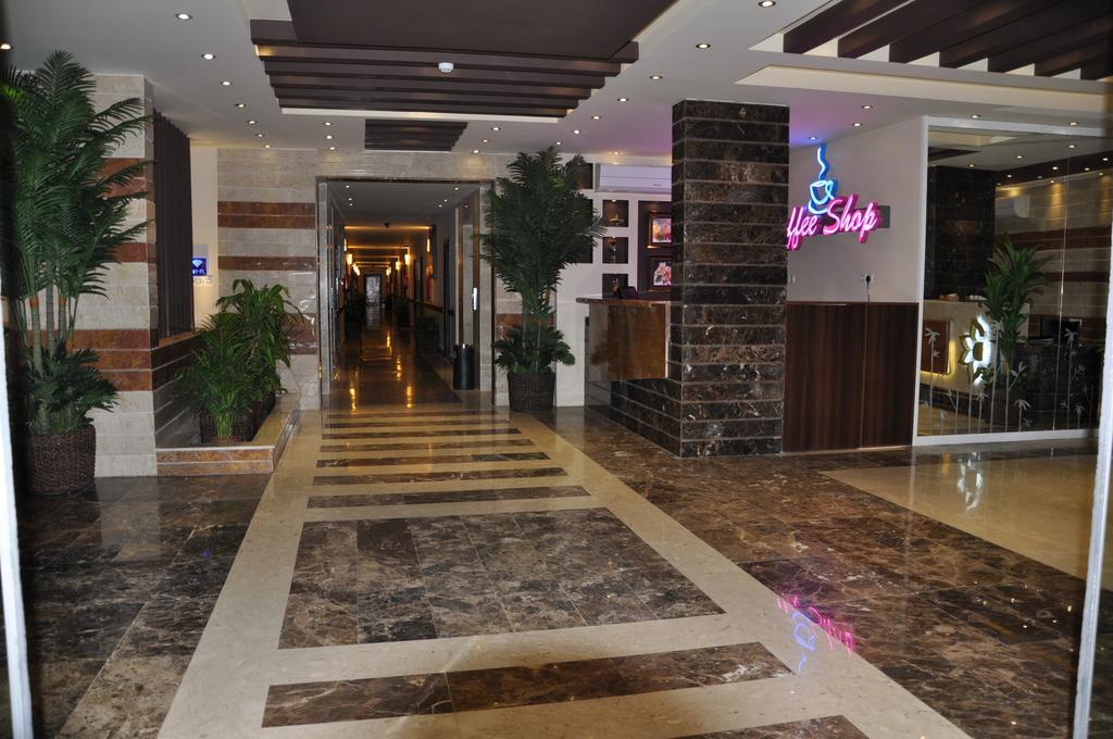 Al Bustan Crown Hotel 2 Arar Dış mekan fotoğraf