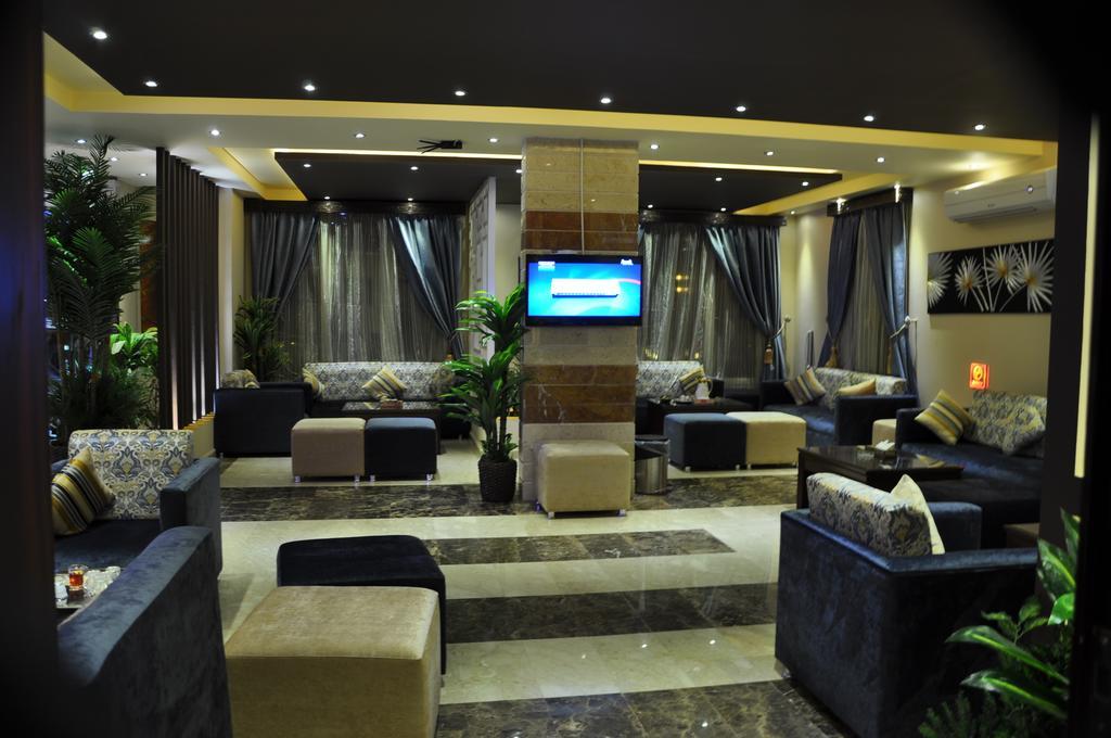 Al Bustan Crown Hotel 2 Arar Dış mekan fotoğraf